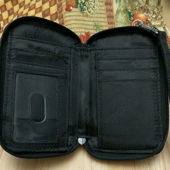 Vera Bradley wristlet - Picture 8 of 8